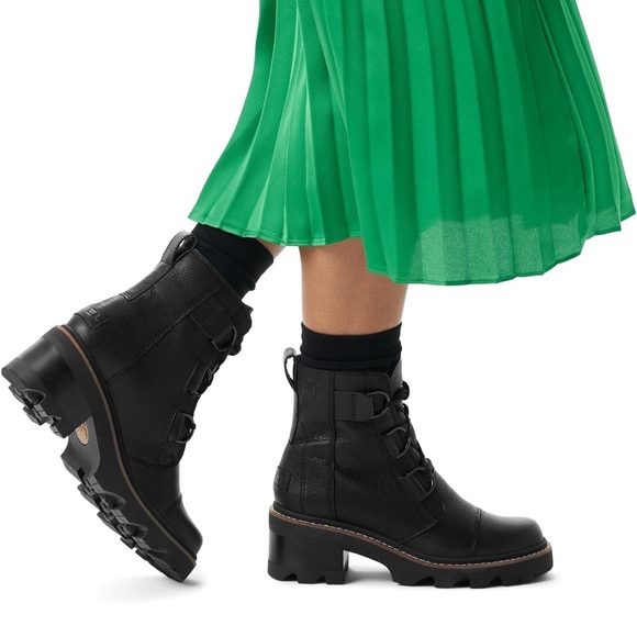 Sorel women’s booties. Weather proof. Sz 7.5 - Picture 11 of 13